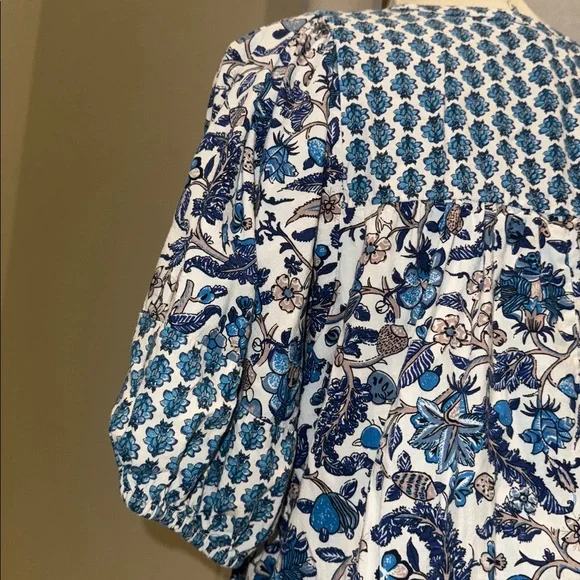 Dress - Picture 6 of 6